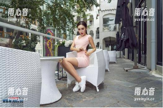 AISS爱丝(黄金版) - 索菲的滑板幻想：今天的写真资源你领了吗？