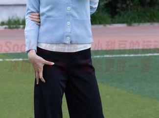 BoBoSocks袜啵啵 - 小甜豆的运动鞋对决原图下载，谁能更胜一筹