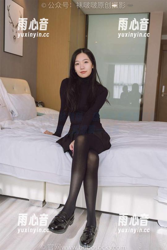 BoBoSocks袜啵啵-糯米 BoBoSocks袜啵啵 - 糯米全套皮鞋图集,穿上就想跳一支舞