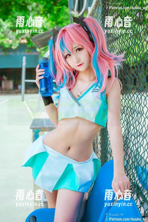 KuukoW 福利警报!KuukoW白天使写真,真叫人感叹“这是什么神仙颜值”。