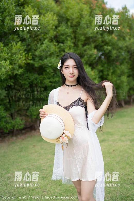MiStar魅妍社-丽Yovi MiStar魅妍社 - 户外写真大公开——丽Yovi的自拍真不愧是下载必备!