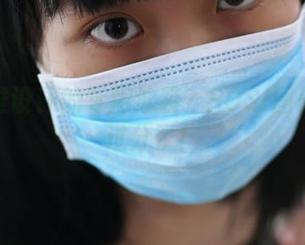 这是谁设计的专用泳装？ROSI图册上太过分了！