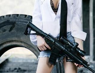 UGirls尤果网 - 瞅瞅这高跟鞋，一定是周心情的致命武器！