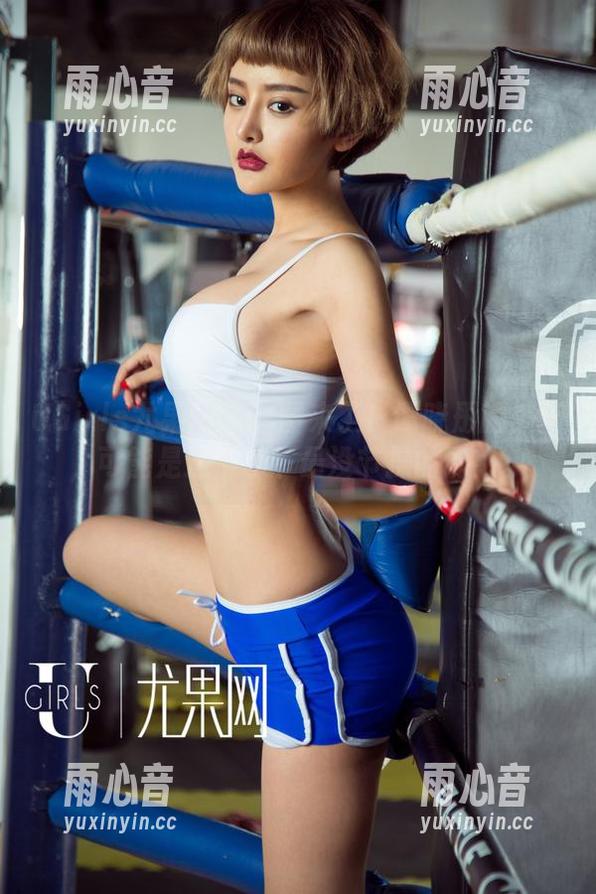 UGirls尤果网 - 套图来了！谭晓彤的美脚，可能是这个季节最没节操的诱惑。