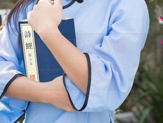 UGirls尤果网 - 原图在这里，霓梓心的秘密就是——越看越迷，咋办？