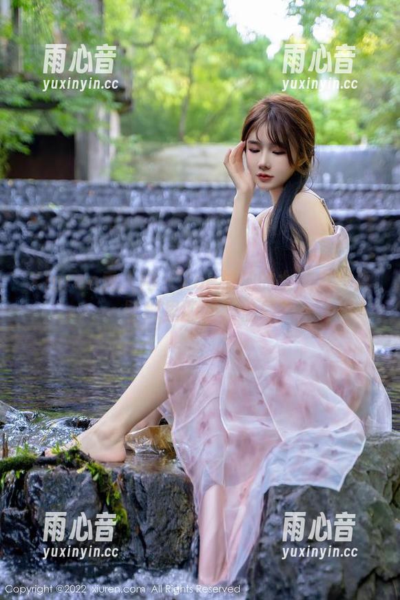 Xiuren秀人网-Zoe柚柚 Xiuren秀人网 - Zoe柚柚的女朋友写真,壁纸里的轻松信号?