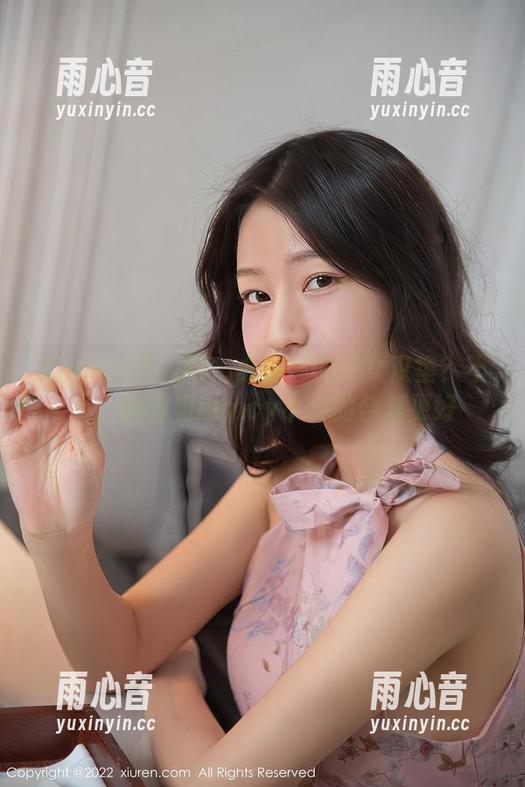 Xiuren秀人网-nancy小姿 Xiuren秀人网 - 必胜客的少女汉堡?不不,原图和nancy小姿的合集更好
