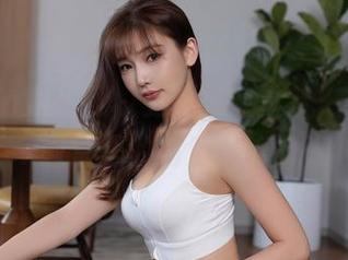 Xiuren秀人网 - 受阻的课堂梦，奈奈Fox教室里的高清静谧时光