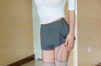 Xiuren秀人网 - 全新的短裤、全新的徐微微mia，最新写真令人咋舌又想要！