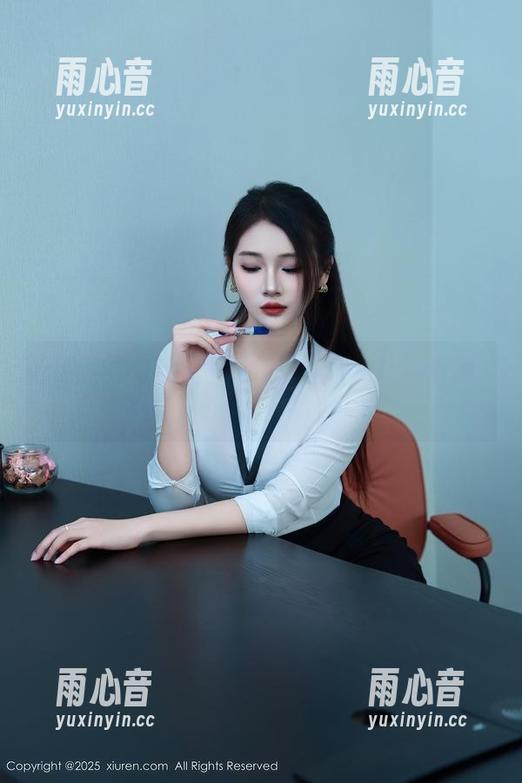 Xiuren秀人网-柴婉艺Averie Xiuren秀人网 - 柴婉艺Averie的最新旗袍资源,才不是只为姐妹会准备的哦