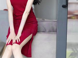 Xiuren秀人网 - 欧阳若依的校园漫游：零散的图包，随口说几句