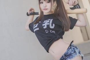 这个夏天，Yoko宅夏带来的猫咪内衣写真集，原图之中透露着你根本想不到的小脆弱。