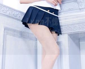 beautyleg - Lynn不愧是博主，内衣图片里每一件作品都像是在问我：你敢想象吗？我想应声“我想！”