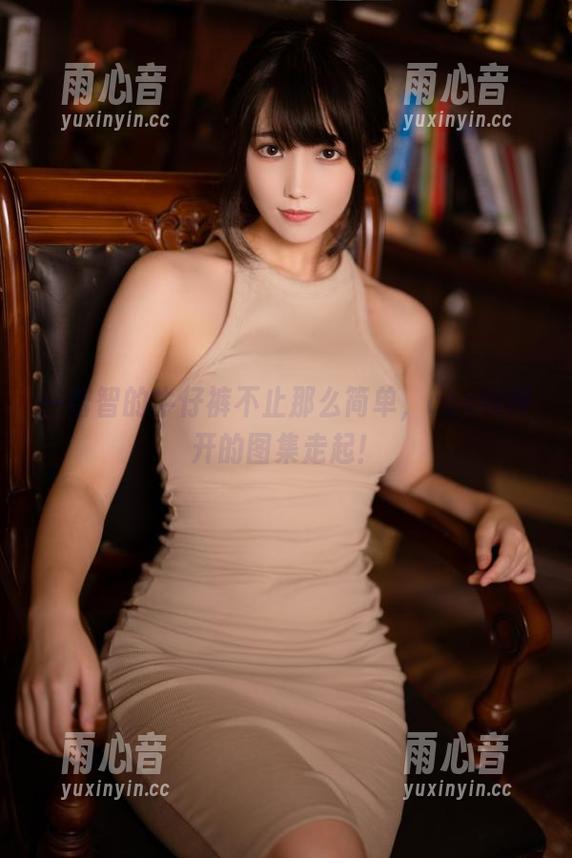 一智智 一智智的牛仔裤不止那么简单,cos玩得开的图集走起!
