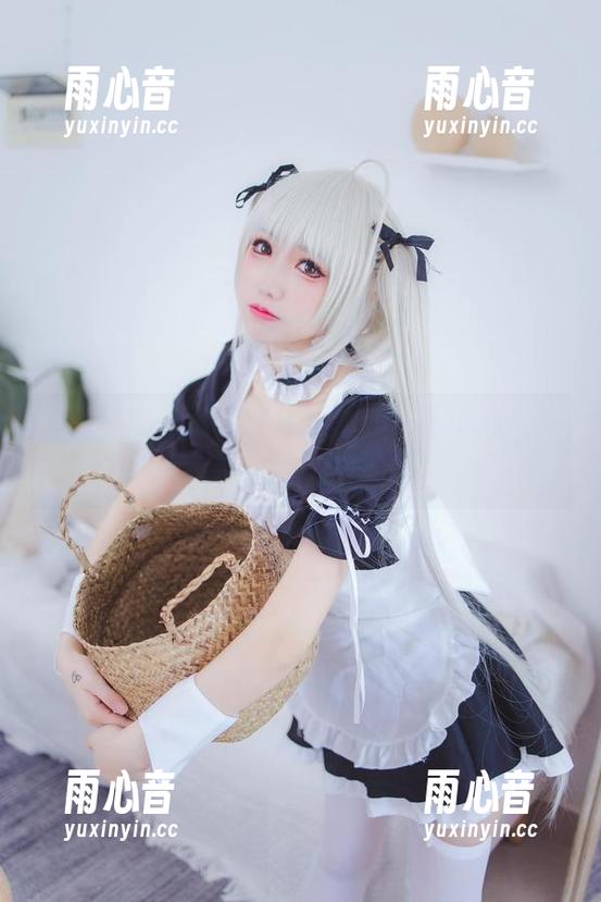乖乖衣宝 乖乖衣宝的透明女仆更新,一不小心就被美到晕头转向。