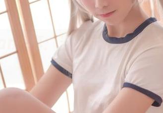 九曲Jean写真：当网袜遇上影像，简直是一场狂欢。