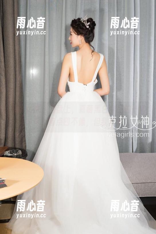 克拉女神-嘉萌 克拉女神 - 网盘上,嘉萌黑白作品的一砖一瓦,有点四不像,但我喜欢。