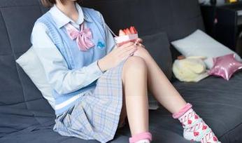 不吐不快！兔玩映画最新黑色制服资源，恰到好处的引人入胜嘛。