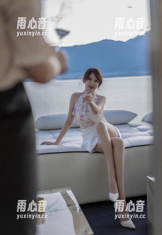 微密圈 - 周妍希和她的红布兜，献上这份精选作品，你准备好了吗？