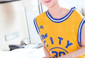 头条女神 - 语溪姐姐合集：一言不合就陷入思绪，明明是好姐妹，怎么会让我想这些？