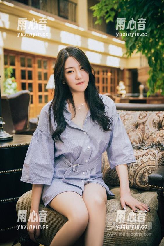 头条女神-陈亦菲 头条女神 - 不说了,定制婚纱和陈亦菲这张图片之间,一种更难说清的情感。