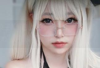 最新的女主K纯白上衣合集，难得的好机会，“不小心”被她的气场征服也是可以的哦！