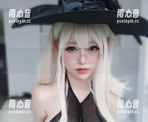 女主K 最新的女主K纯白上衣合集,难得的好机会,“不小心”被她的气场征服也是可以的哦!