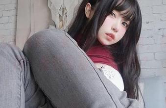 穿上豹纹内衣，女主K私房写真，偶尔想问：翘臀有那么好看吗？