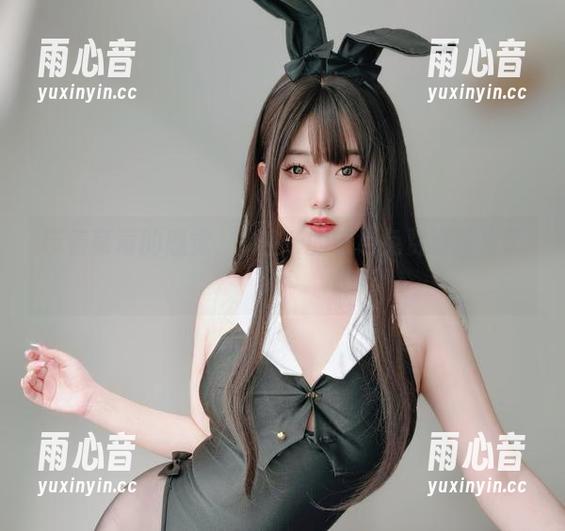 女主K 带着草莓的感觉,女主K的粉色免费资源来了!