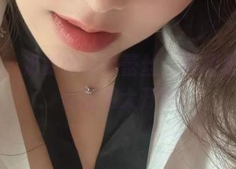 微密圈 - 奶雯的白色蕾丝，福利是…就让你脑洞大开吧