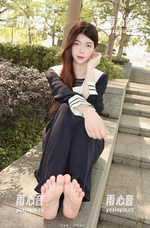 小众视觉-婷婷 小众视觉 - 婷婷带来的皮衣图集……又有新面貌!我还得熬夜欣赏!