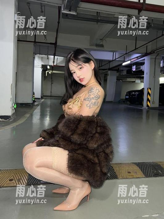 微密圈 - 小优优子最新资源，美腿动图，结果吸引了我所有的注意力...