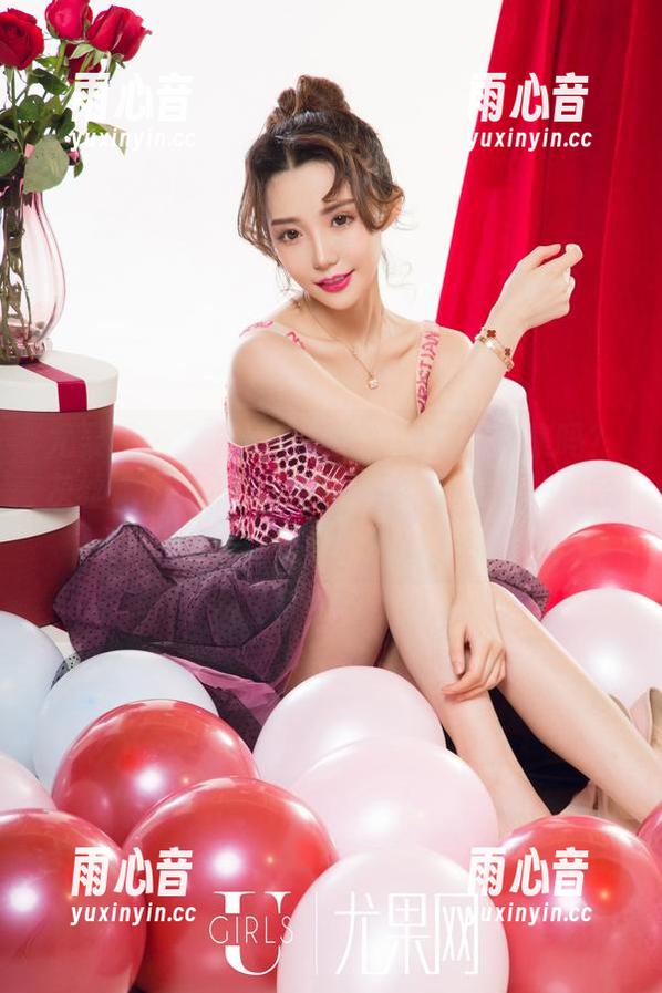 尤果网-毛COCO 尤果网 - 你见过毛COCO的私拍合集吗?灰丝,那是不一样的美啊,像气球一样轻飘飘。