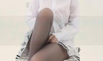 看，幼爱youmeko全套兔女郎写真，简直像从二次元走出来的！