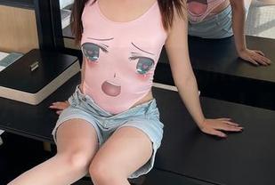 微密圈 - 免费派送！张思允nice体操服写真，照片里透出的俏皮感太令人着迷了。