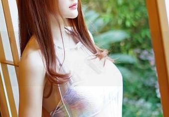 推女神 - 看施忆佳Kitty酱在这组和服私拍里，简直一秒被俘获了，有点上头了。