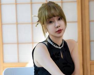 星颜社 - 玩转白色的李丽莎，原图不过瘾，别忘了带走下载！