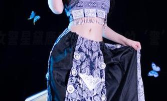 日常女警星黛鹿鹿i，美图中的‘警’韵味悄悄显现