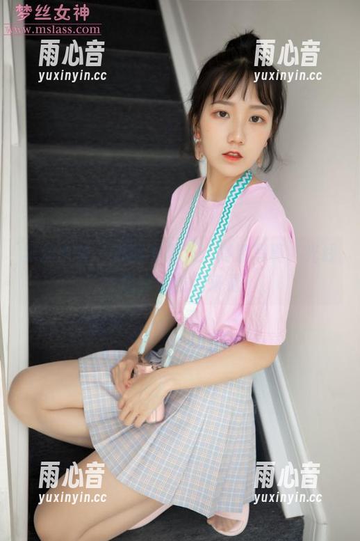 梦丝女神-苏柔 梦丝女神 - 苏柔的夏天:高清写真,光线也想偷偷过来看