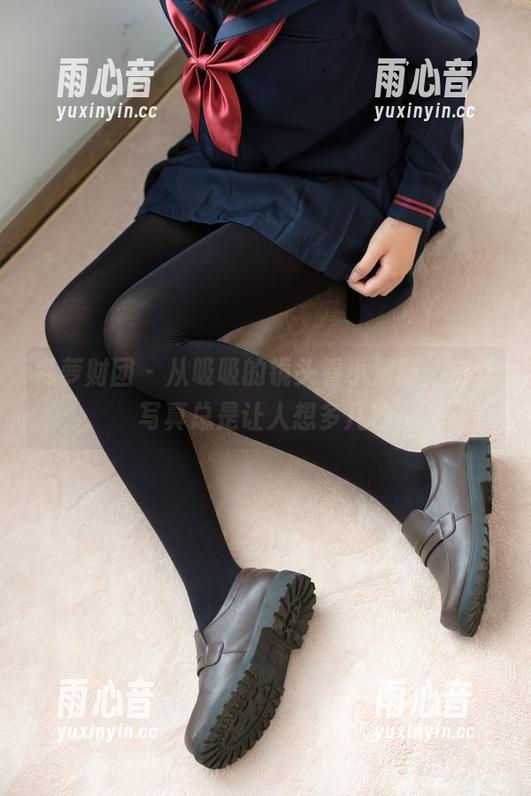 森萝财团-吸吸 森萝财团 - 从吸吸的镜头看小清新,白丝写真总是让人想多几秒