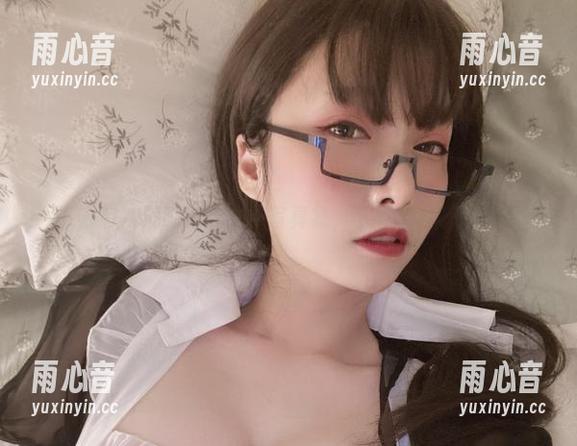 次屁啦 下方有次屁啦透明女仆写真集,下载了才听说的事