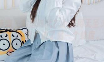 物恋传媒 - 制服时代？小茶用无圣光的图片，带我走进了另一个维度。