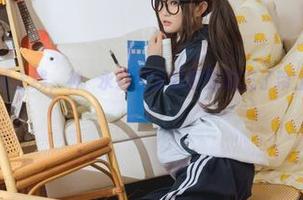 最新图包火速上线，神沢永莉的浴缸时刻别忘了带上你的想象力！