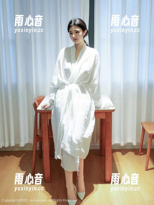 秀人网-MODEL伊若 秀人网 - MODEL伊若的黑色时光:图集中的风景和光影惹人遐想