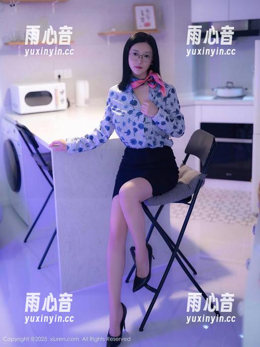 秀人网-凯竹姐姐 秀人网 - 凯竹姐姐的妹妹写真,像是调皮的小精灵!