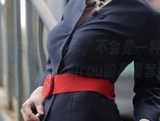 秀人网 - 白色小确幸，不会是一种新饮料吧？快看媃柔rourou的高清套图呀