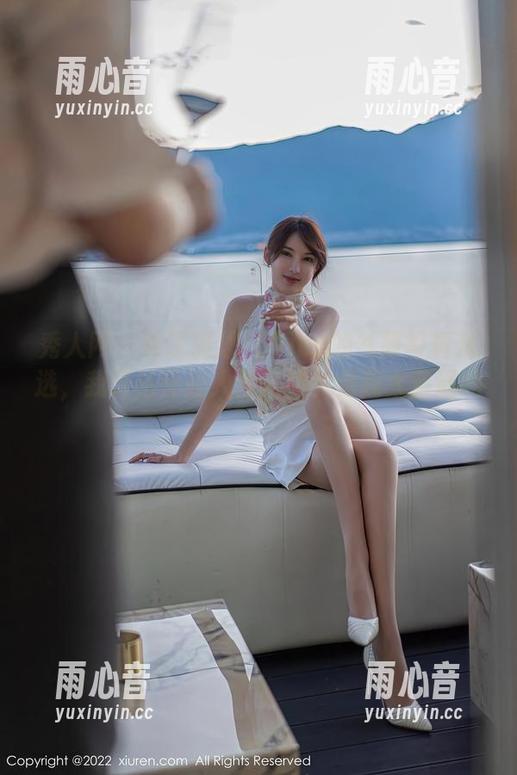 秀人网 - 看了张思允Nice的礼服写真精选，我开始怀疑人生，究竟是我太普通吗？