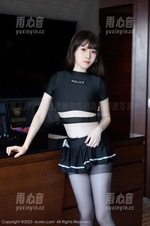 秀人网-揉揉肉肉 秀人网 - 来自揉揉肉肉的高清和服写真——从未见过的优雅姿态