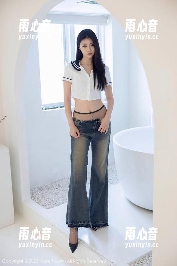 秀人网-林好好 秀人网 - 从这组写真看,林好好在水手服里的表现让我恍惚间觉得自己也想变身!