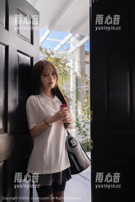 秀人网-糯美子nini 秀人网 - 糯美子nini双马尾分享,看着看着就想捏捏